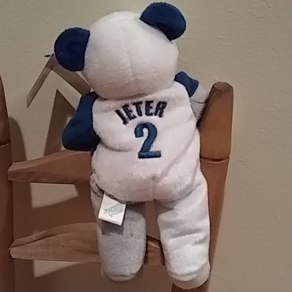 Salvino's Bammers Yankees Derek Jeter Bear (2001) #0018 - Picture 6 of 6
